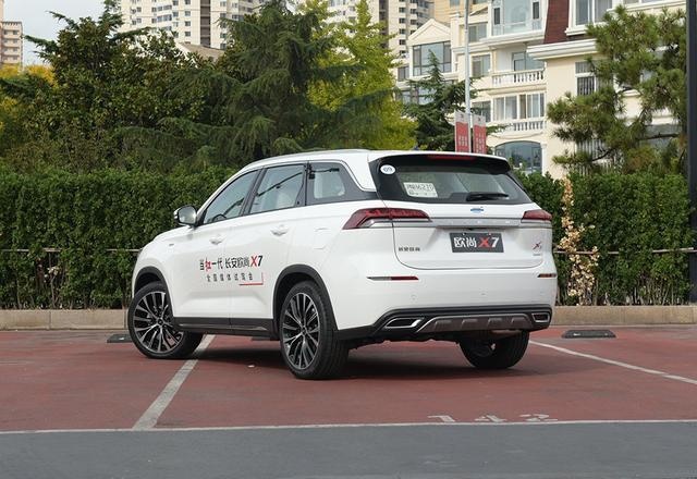 15万该选轿车还是SUV？这4款空间与配置适合家用