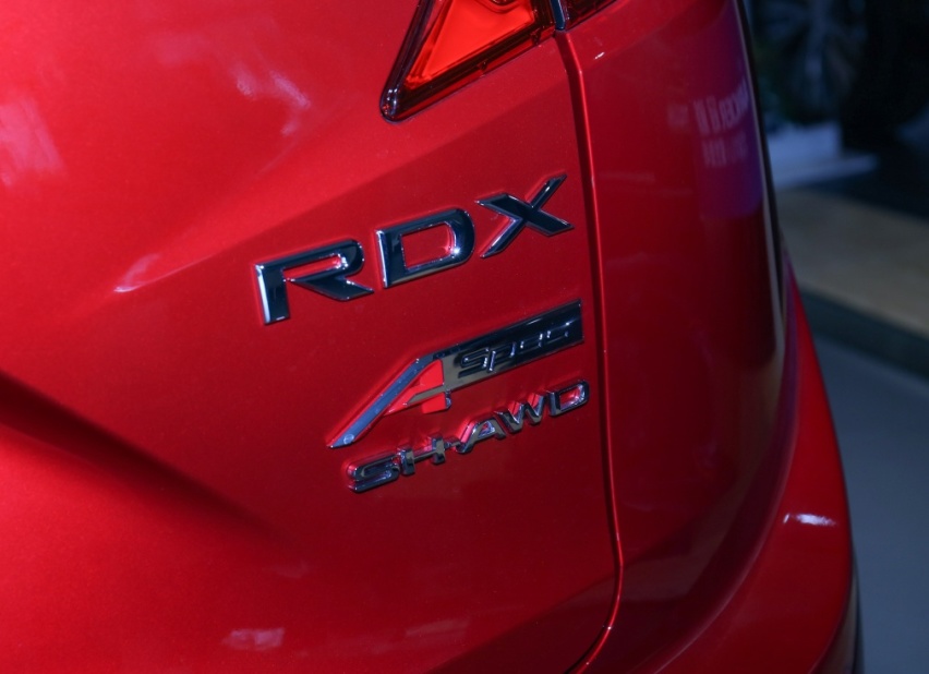 目标宝马X3?RDX运动款38.6万起,搭2.0T+10AT