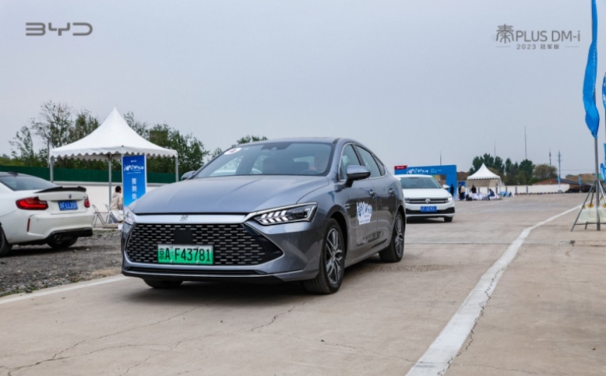、百公里亏电油耗低至3.8L，主打的就是“省”！340.png