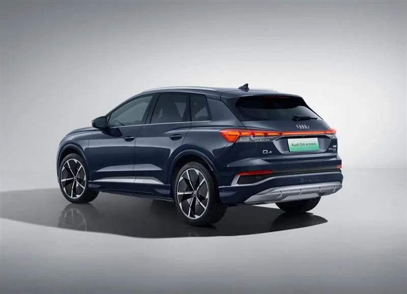 奥迪Q4 e-tron和特斯拉Model Y 豪华品牌与新势力你怎么选