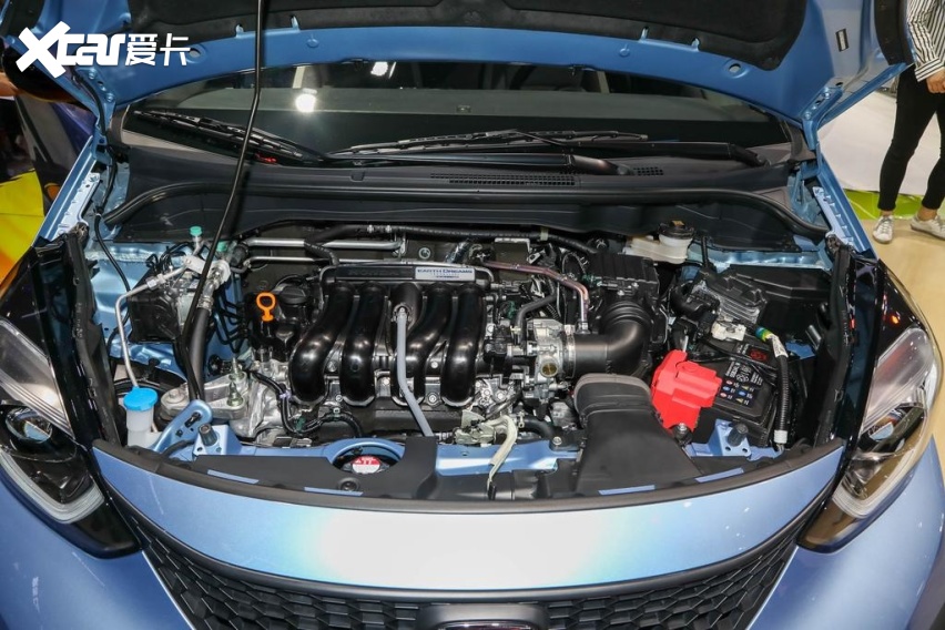 燃油小型车竞争更激烈！丰田推新YARiS L家族，和飞度该怎么选？