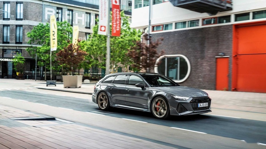 V8动力，性能升级！奥迪RS 6/RS 7 Performance官图