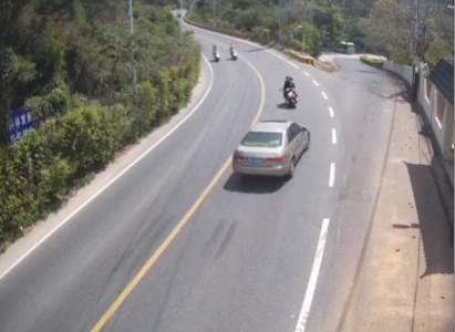 摩托车上路骑行如何更安全？老司机都靠这5点，才能长久骑车