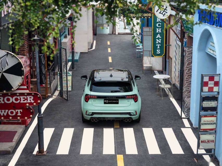 天生好玩玩出色，领克02 Hatchback夏季限定新发售
