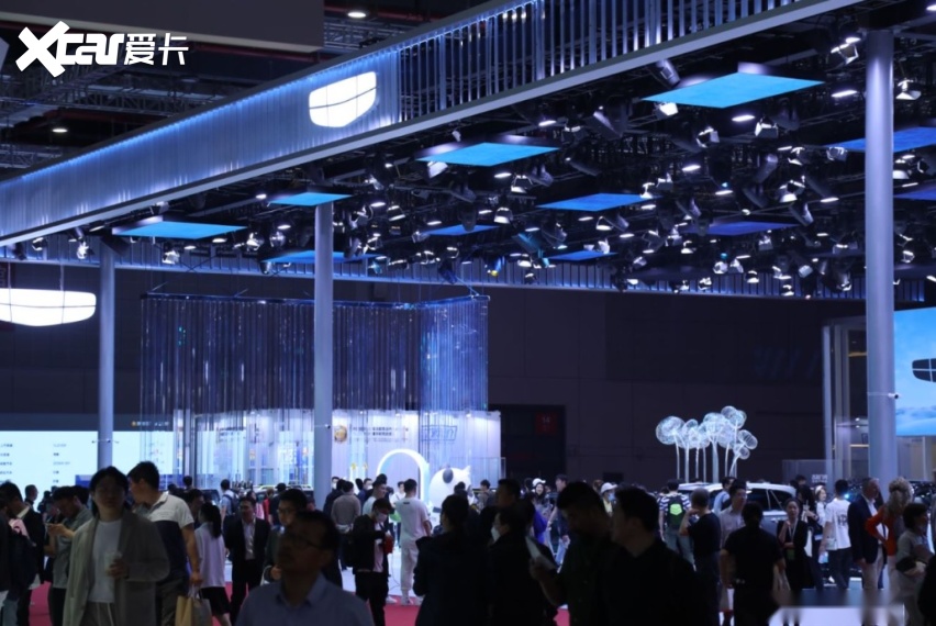 混动SUV不止比亚迪宋Plus dmi,吉利银河L7也不错,上海车展亮