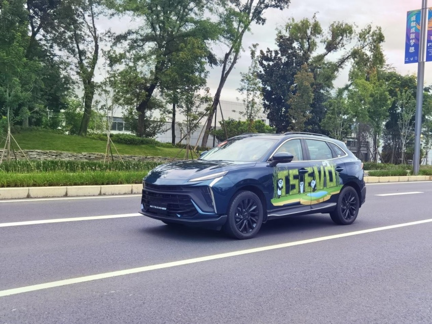 10万级SUV不输超跑百万级颜值，试驾东风风行T5 EVO狂飚版
