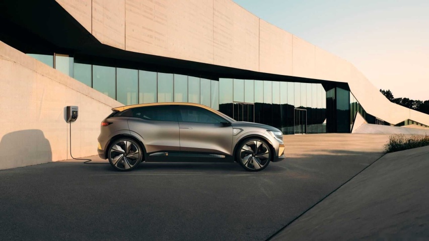 renault-megane-evision (3).jpg