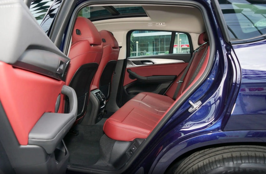 全进口的宝马“小X6”！2.0T+8AT+四驱，还看什么奥迪Q5L？