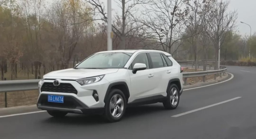 都卖20万，探界者和RAV4谁更值？