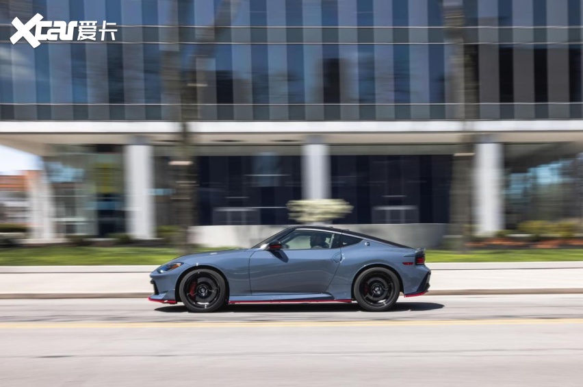 日产Z Nismo引入国内，海外评价一般？2009年的老平台