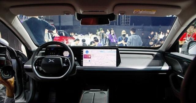 小鹏P7公布706km续航版本，将于4月上市