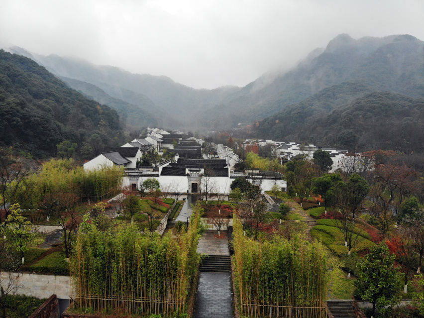 最美枫叶遇上徽派建筑，在这里寻一份悠然于心