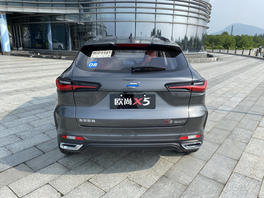 顶配只要10万的紧凑级SUV 形似“玛莎拉蒂”？