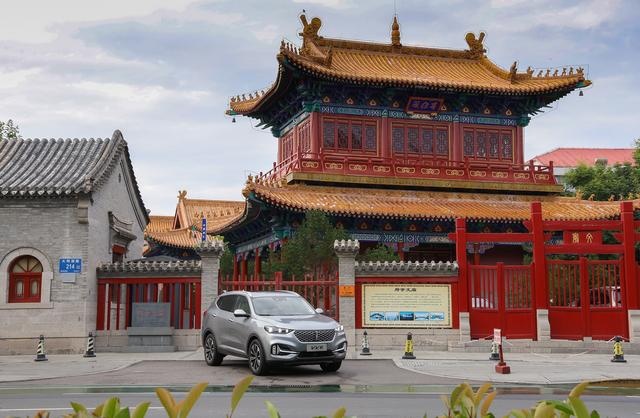 双5星健康认证，后排生命体征监测，VV6刷新智能安全标准