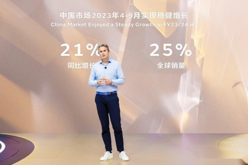 捷豹路虎广州车展上演“新现代豪华主义”盛宴,多款重磅新车上市