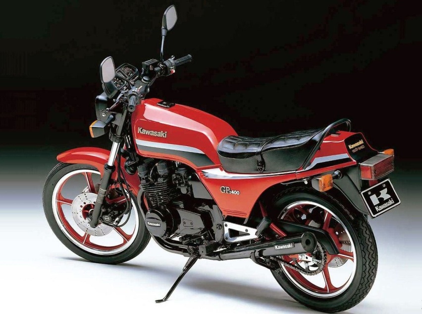 川崎Z400GP：搭载Uni-Trak悬挂的四缸400cc街车之王