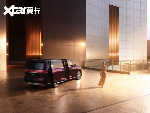 华为一口气甩出五张王炸！从22万到50万包场新问界M9领衔(图38)