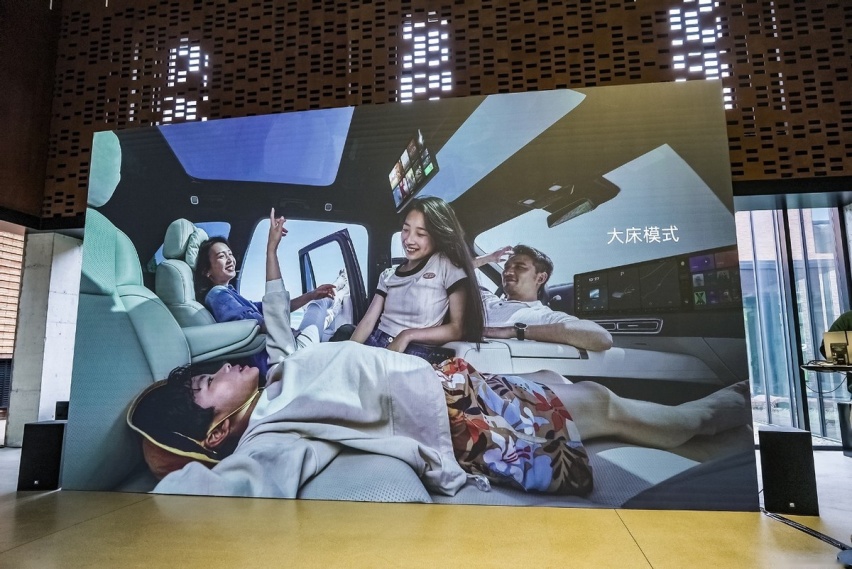 体验理想 L8：来自理想的“中屏”旗舰