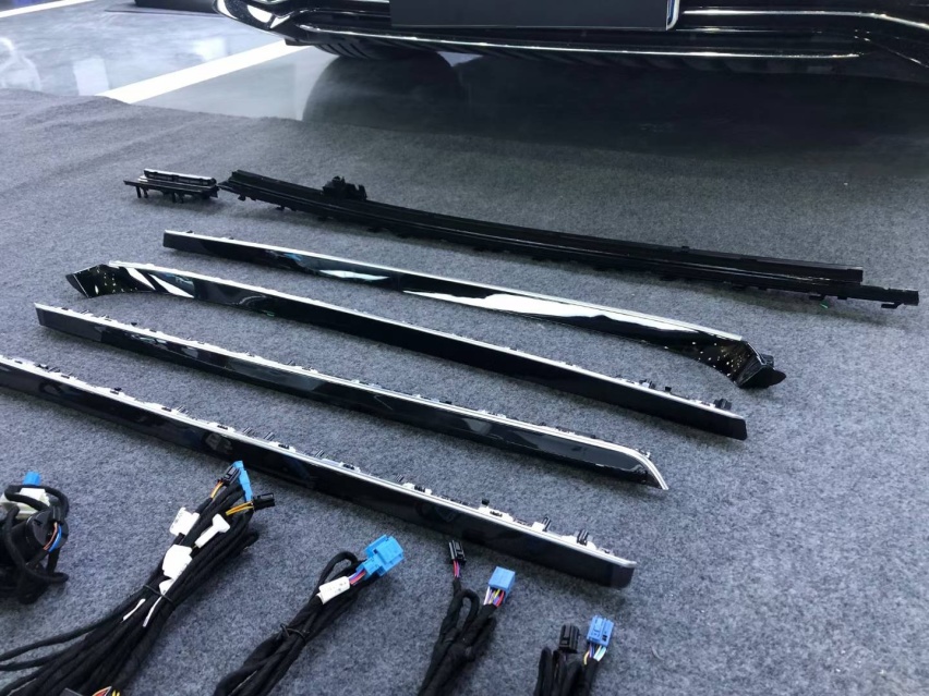 22款奔驰S400升级原厂主动式氛围灯+原厂4D旋转高音案例分享