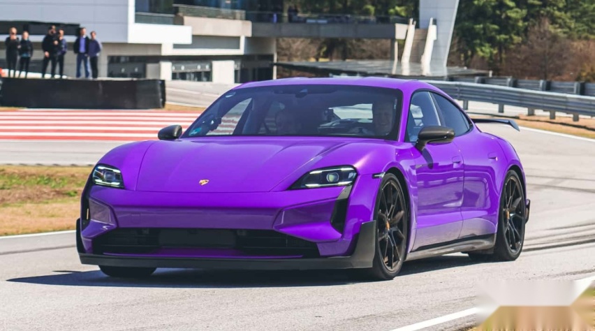 2025款保时捷Taycan Turbo GT，双电机超1100马力，