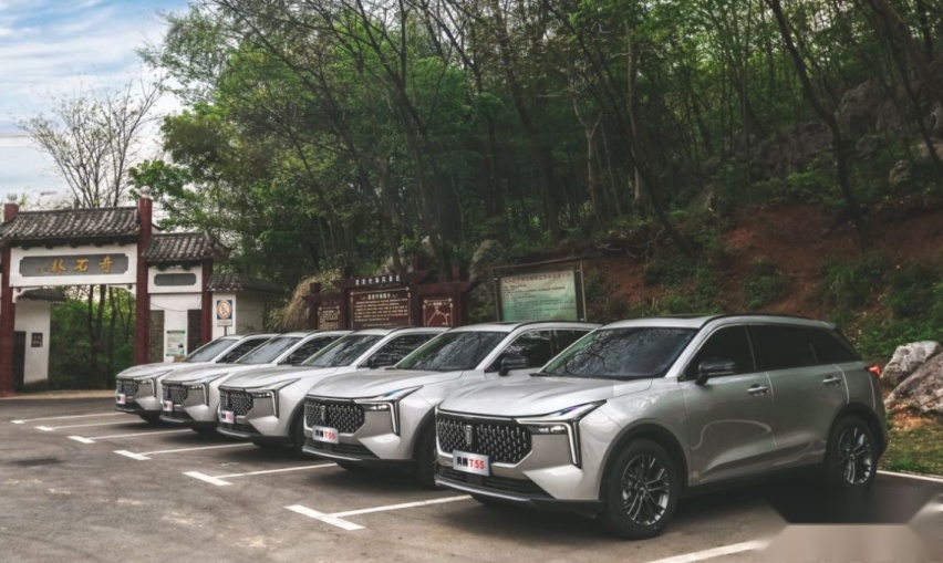 十佳发动机加持，争当8万级“国民车”，全新奔腾T55请求出战