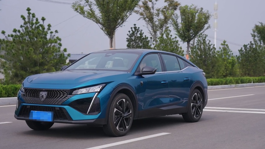 【标致408X长测33】什么是运动？开过标致408X之后，你就知道了！