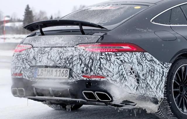 AMG GT73、F-PACE SVR……今天的谍影车有点烈