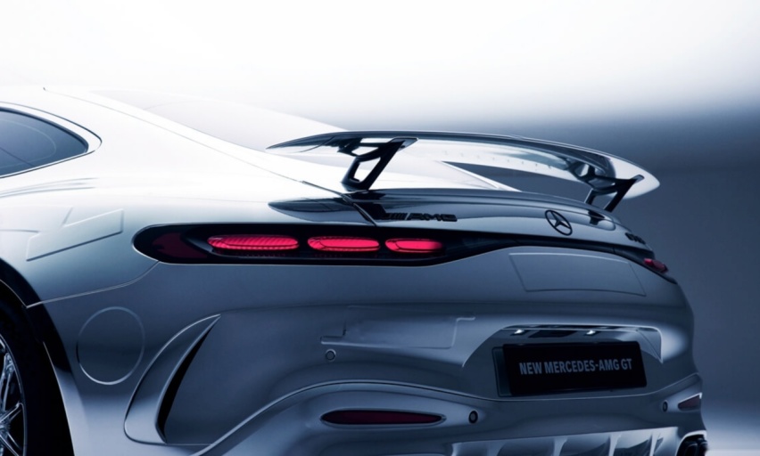 sacai联名版AMG GT63即将中国首秀，镜面电镀银涂装，机能风爆