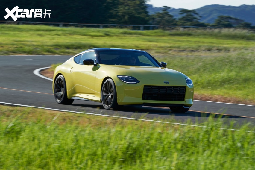 搭载双涡轮v6引擎 日产z proto官图发布