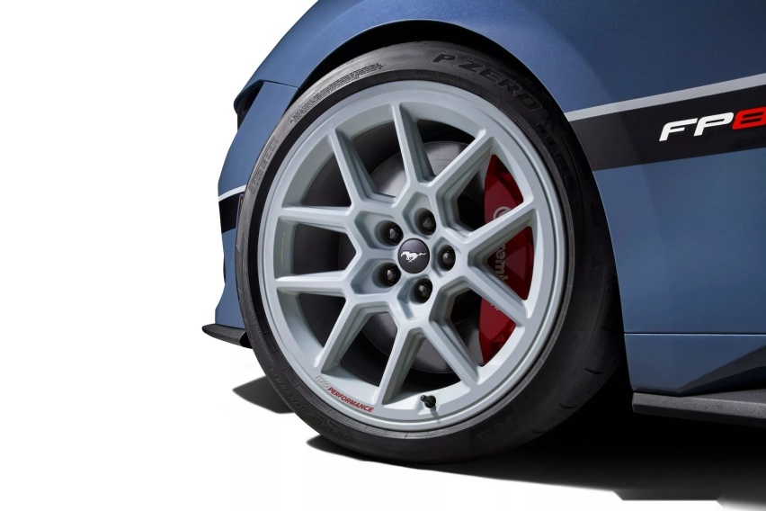 全新 2024 福特野马 GT 强化版 登场 ，超跑都要小心咯 ！