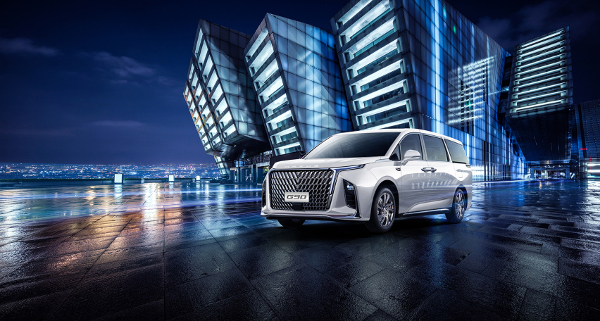 全尺寸智能MPV上汽大通MAXUS G90上市 售21.99万-32.
