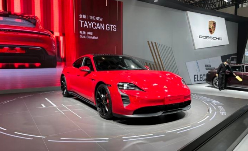保时捷Taycan GTS中国首发；国产福特Ranger将推出电动版