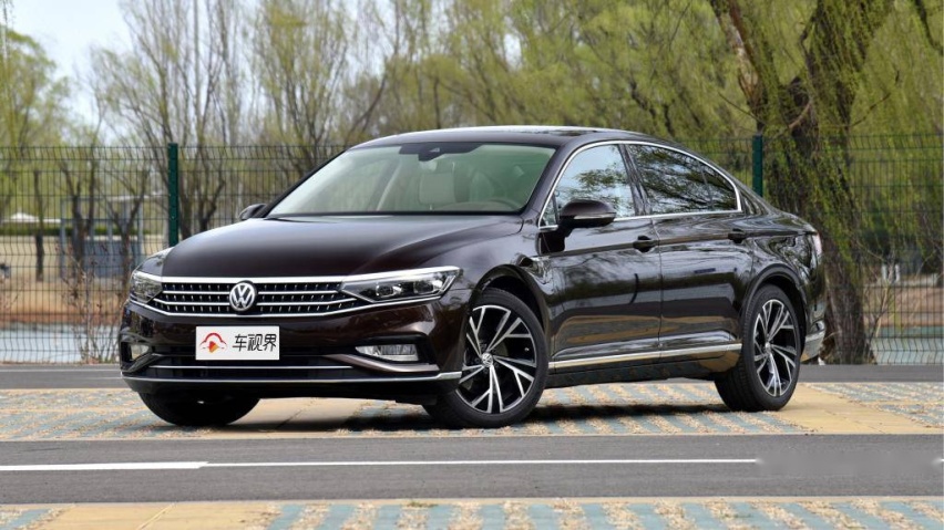 手握20万买专车 帕萨特和迈腾选哪个？为什么老司机都这样讲