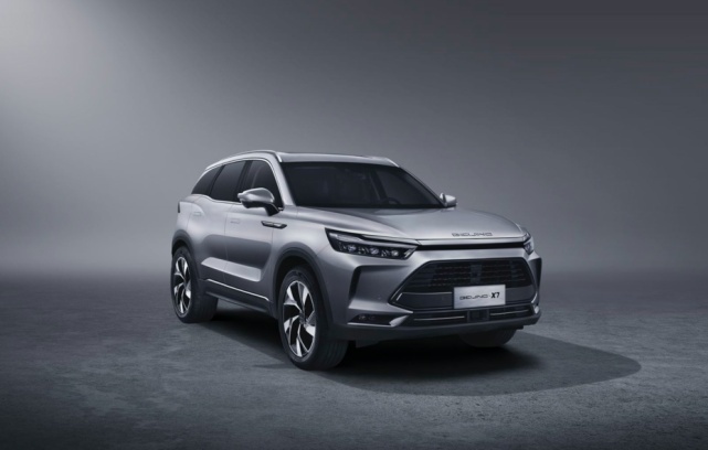预售价10万至15万元，探索BEIJING-X7的纯粹致美