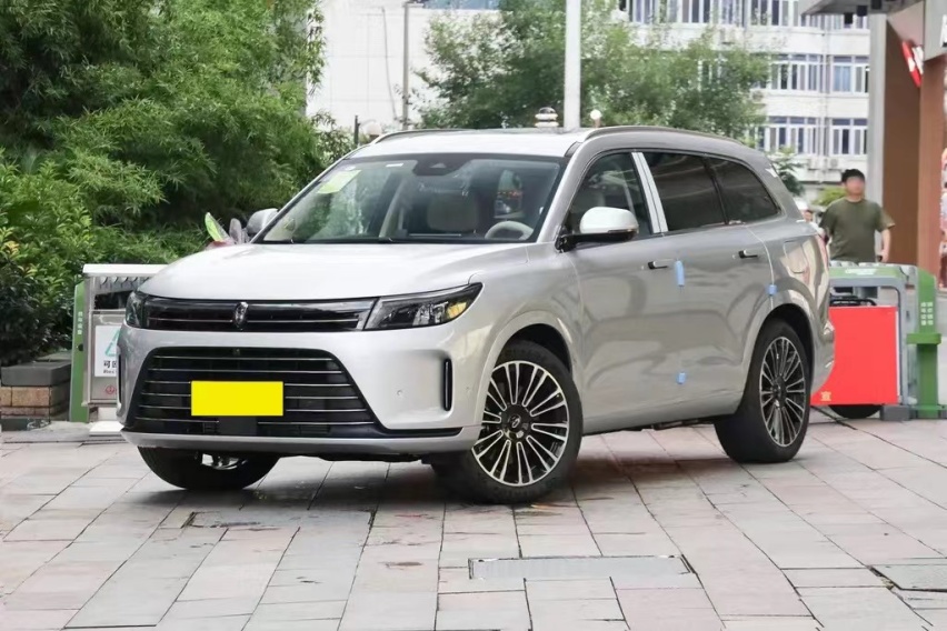 解读新款问界M7：不到25万起，舒适又智能，家用买它合适吗？