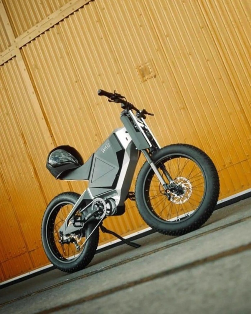 100公里续航、5000W马达、极速88公里的超狂eBike！