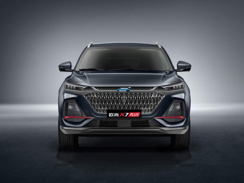 高性价比紧凑型SUV 长安欧尚X7 PLUS正式上市