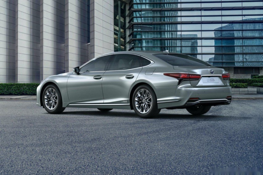 lexus-ls-2021-202071117-1600513611_2.jpg