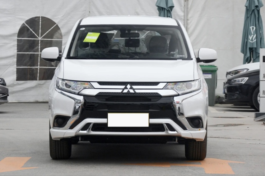 “最敢降”的合资大5座SUV！售价16万，现仅10万，曾一车难求