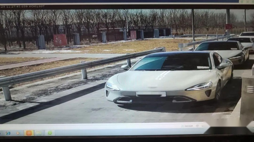 上市前麻烦不断 小米SU7被质疑后排空间小 又遭遇高速逃费门