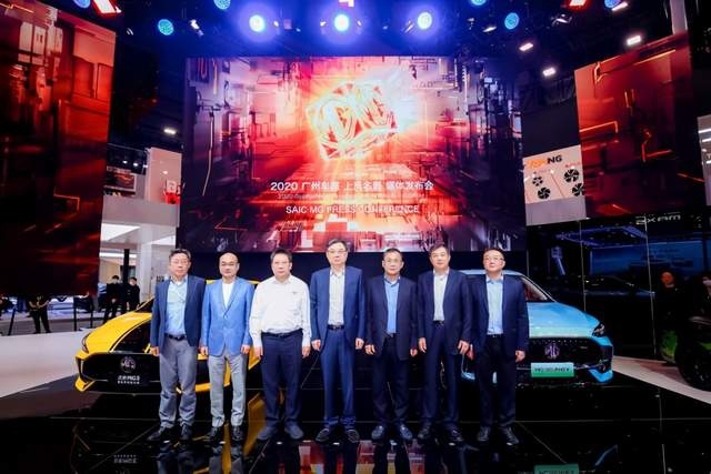科技潮品最强天团！名爵连发四款新车，掀起“潮燃”风暴