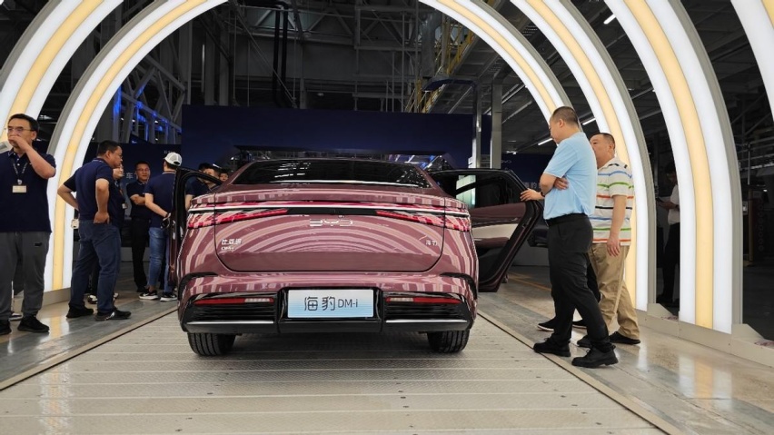 卷的就是合资B级车 为什么说海豹DM-i售价有望15.98万元起？