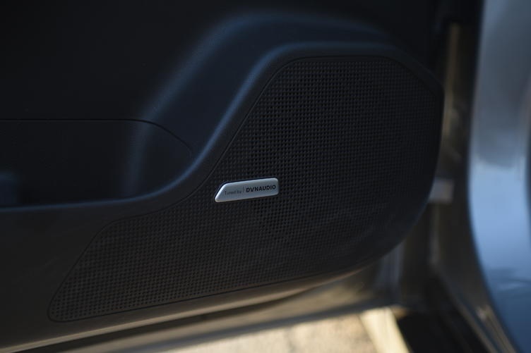动力续航上能与特斯拉Model 3比肩的车型——小鹏P7