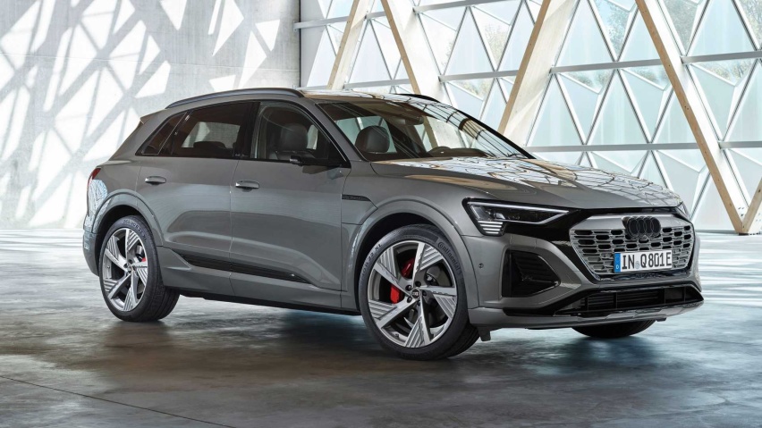 家族旗舰纯电动SUV 奥迪Q8 e-tron家族官图发布 明年初上市