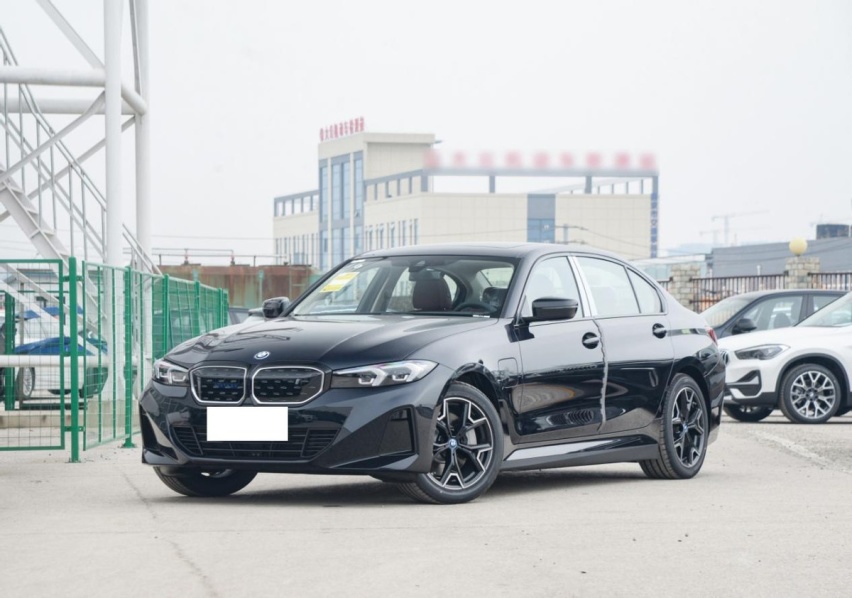起售价38.39万，宝马i3 eDrive40L上市，续航达592公里