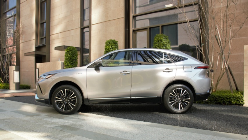 试驾官丨这台丰田“最美SUV”，竟然还这么好开？