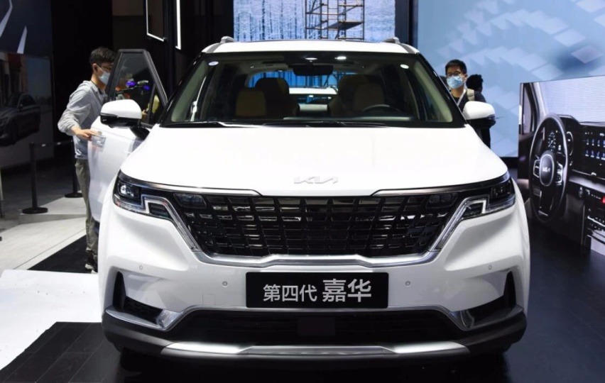 又一款主打高端的MPV上市，售28.89万起