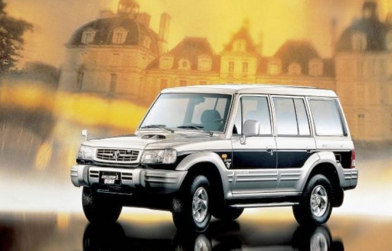 现代或复产Galloper车型，采用复古的外观，或竞争丰田LC76