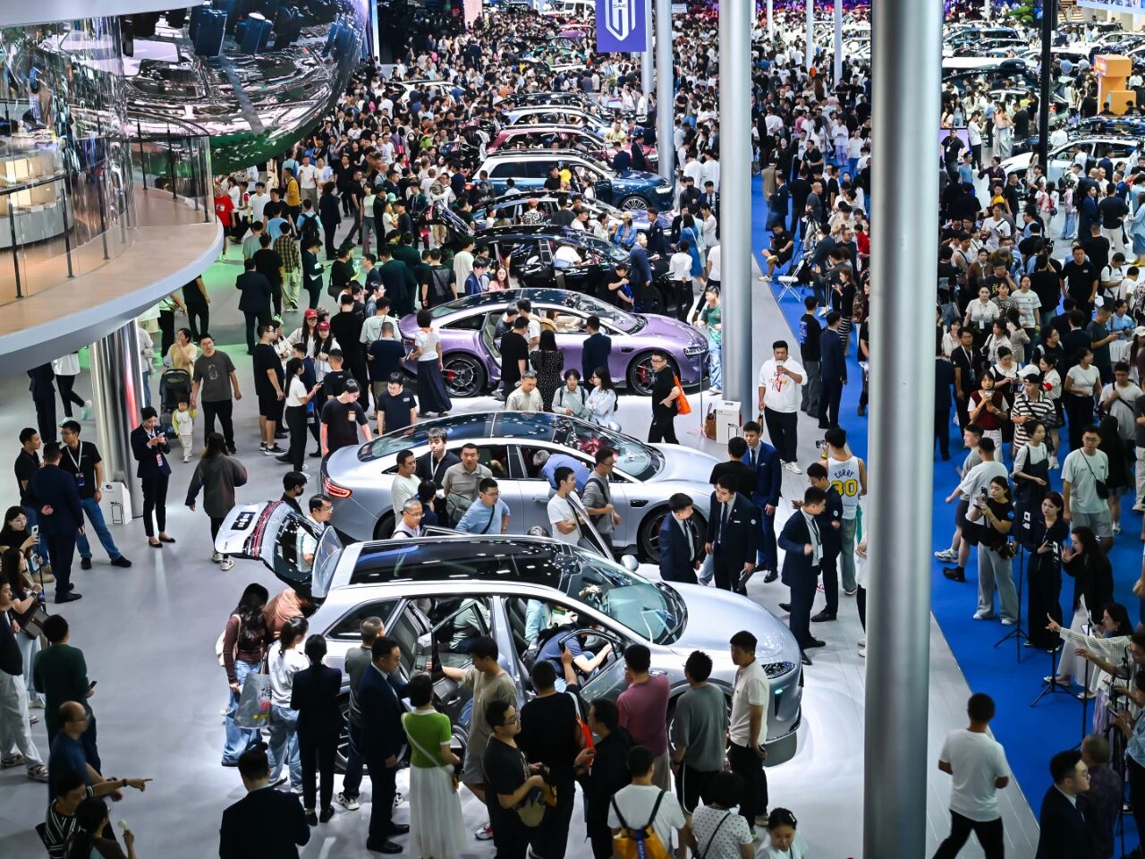 ɽ˺@Щ܇ˡ{8λϾ݋չY