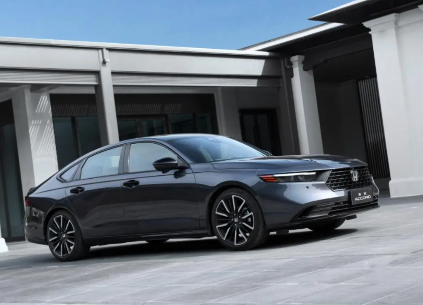 全新雅阁入局混插市场 Model3慌不慌？